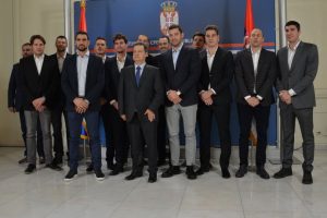 Ivica Dačić uručio diplomatske pasoše vaterpolistima