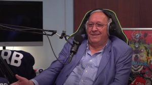 Milorad Krivokapić - Pod kapicom