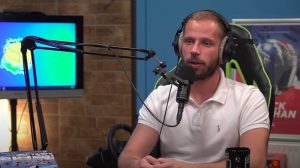 Nikola Dedović Pod kapicom